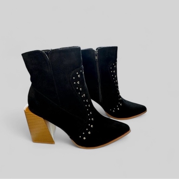 Lulus Shoes - Lulus Studded Western Booties Black Faux Suede Cowgirl Heel 8